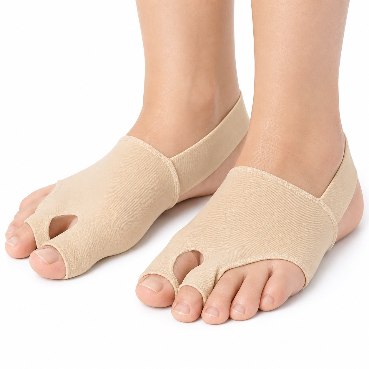 Hallux valgus-stöd med elastiskt korrigeringsband som hjälper till att rikta stortån, ge stöd och minska trycket mot stortåleden.